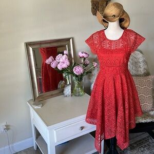 Maeve Vtg rust brick crochet, tribal Boho prima handkerchief hem dress 2-6​